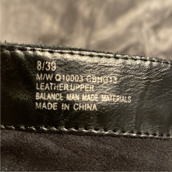 Kork-Ease Black Leather Heeled Boots - Picture 5 of 8